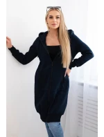 Zateplená dlhá mikina s kapucňou v tmavomodrej farbe Zateplená dlhá mikina s kapucňou v tmavomodrej farbe