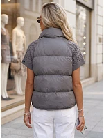 Krátka dámska prešívaná perová vesta, sivá, FashionStreet TY5926