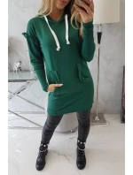 Šaty s ozdobnými volánikmi a kapucňou zelenej farby