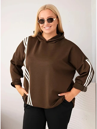 Dámska mikina z viskózy vo veľkosti plus size s kapucňou a ozdobnými pásikmi, hnedá Dámska mikina z viskózy vo veľkosti plus size s kapucňou a ozdobnými pásikmi, hnedá