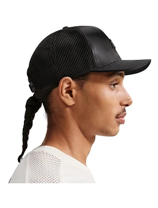 Čiapka Nike Rise, čierna, IH8728 010, M/L Čiapka Nike Rise, čierna, IH8728 010, M/L