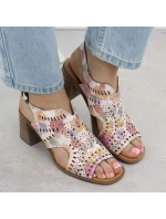 Dámske kvetinové ažurové sandále na podpätku Jezzi 24125 Dámske kvetinové ažurové sandále na podpätku Jezzi 24125