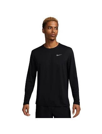 Pánske tričko Nike Pro Dri-FIT Tight Long-Sleeve, čierne, FB7070 010 Pánske tričko Nike Pro Dri-FIT Tight Long-Sleeve, čierne, FB7070 010