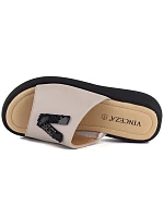 Dámske kožené žabky na platforme béžové Vinceza 66950