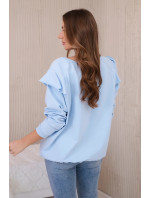 Bavlnená blúzka s volánikmi na ramenách modrá