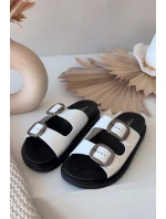 Dámské pantofle s klipsy na platformě bílé Elamas