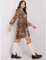 Šaty WN SK 2311 2.76 svetlohnedá Šaty WN SK 2311 2.76 svetlohnedá