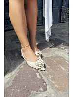 Dámske sandále s imitáciou semišovej výzdoby svetlo béžové Gardenia Dámske sandále s imitáciou semišovej výzdoby svetlo béžové Gardenia
