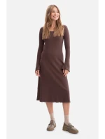 B308 Rebrované midi šaty - hnedé