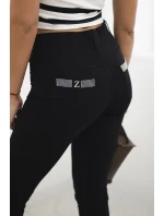 Bavlnené nohavice so zirkónmi na zadných vreckách čierne Bavlnené nohavice so zirkónmi na zadných vreckách čierne