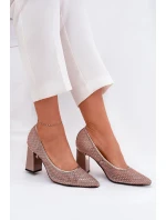 Dámske sieťované lodičky na podpätku s ozdobou Vinceza - béžové Dámske sieťované lodičky na podpätku s ozdobou Vinceza - béžové