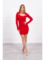Červené pruhované šaty s priliehavým strihom