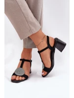Skórzane Sandały Na Słupku Z Ozdobą D&A JC51-842 Czarne