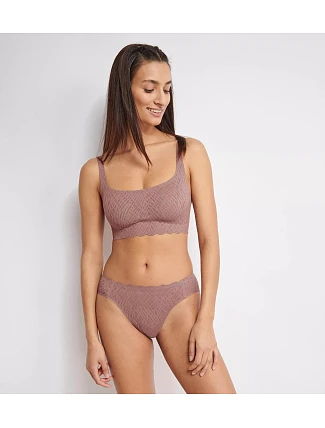 SLOGGI ZERO FEEL BLISS - tangá s vysokou nohou z 360° elastickej čipky Sloggi SLOGGI ZERO FEEL BLISS - tangá s vysokou nohou z 360° elastickej čipky Sloggi