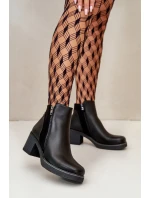 Topánky na podpätku model 199291 Krok vo veľkom štýle Topánky na podpätku model 199291 Krok vo veľkom štýle