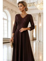 309-14 AMBER elegantné dlhé čipkované šaty s výstrihom - čokoládové