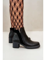 Topánky na podpätku model 199291 Krok vo veľkom štýle Topánky na podpätku model 199291 Krok vo veľkom štýle