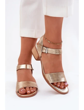 Sandále na podpätku model 213021 Step in style