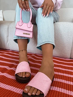 Ženské pantofle s zlatými sponami Růžové Ferinna