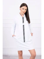 Šaty s kravatou bielej