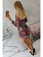 Vzdušné šaty s kvetinovým motívom čiernej