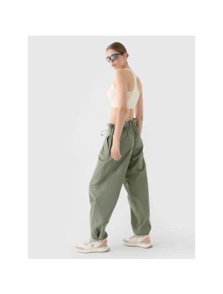 Dámske ležérne oversized padákové nohavice 4F 4FRSS24TTROF1330-44S dámske