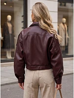 Krátka kožená bunda v štýle Ramones v bordovej farbe FashionStreet TY5846 Krátka kožená bunda v štýle Ramones v bordovej farbe FashionStreet TY5846