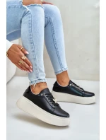 Skórzane Sneakersy Damskie Na Platformie Z Przypinką Vinceza 89101 Czarne