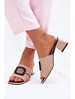 Dámské pantofle s výřezem a přezkou na podpatku Vinceza 62284 Béžové