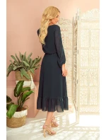 Dámske šifónové šaty v fľaškovo zelenej farbe v dĺžke midi, s dekoltom a volánikom 304-2 Dámske šifónové šaty v fľaškovo zelenej farbe v dĺžke midi, s dekoltom a volánikom 304-2