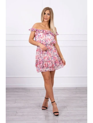 Šaty s pruhmi v páse v púdrovo ružovej farbe