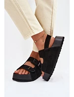 Sandále model 225950 Krok vo veľkom štýle