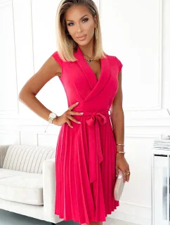 WENDY - Dámske plisované šaty v malinovej farbe s preloženým obálkovým výstrihom 385-2