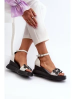 Sandały Damskie Na Platformie I Koturnie Z Kwiatami Białe Foviana