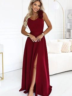 643-9 Elegantné večerné maxi šaty s rozparkom a ružami – bordové