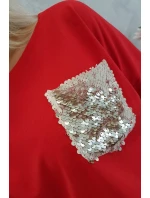 Šaty s flitrovým vreckom červené