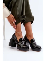 Dámske lakované topánky na vysokom podpätku Black D&A