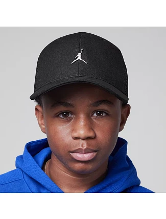 Kšiltovka Air Jordan Big Kids Metal Jumpman Trucker Cap - 9A0928-023 Kšiltovka Air Jordan Big Kids Metal Jumpman Trucker Cap - 9A0928-023