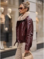 Dámska zimná bunda z ekokože s kožušinovým lemom, vínová, FashionStreet TY5707 Dámska zimná bunda z ekokože s kožušinovým lemom, vínová, FashionStreet TY5707