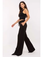 Tepláky model 216510 Relevantnosť