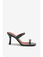 Dámské lodičky na podpatku s ozdobným detailem tmavě zelené Lorissa