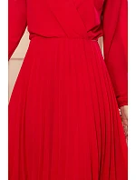 313-5 ISABELLE Plisované šaty s výstrihom a dlhými rukávmi - ČERVENÉ