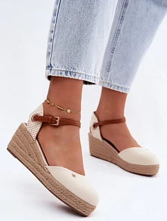 Dámske sandále Wrangler 20261087-99Q béžové