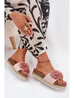 Klapki Damskie Na Platformie Z Ozdobnymi Kwiatkami Różowe Tessara