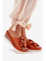 Skórzane Klapki Damskie Na Koturnie Z Ozdobnym Kwiatem Artiker 52C0505 Pomarańczowe