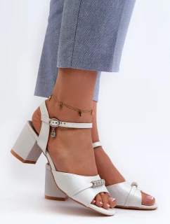 Sandały Damskie Eko Skórzane Na Słupku Z Ozdobami Srebrne Narhi