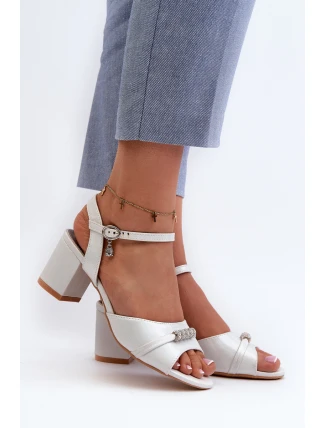 Sandały Damskie Eko Skórzane Na Słupku Z Ozdobami Srebrne Narhi