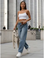 Dámske džínsy balónového strihu s opaskom a visačkou modré FashionStreet UY2915