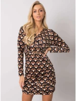 Šaty DHJ SK 12695.26P čierna a béžová Šaty DHJ SK 12695.26P čierna a béžová