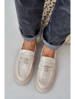 Lakierowane Mokasyny Damskie Z Przypinką Miś Beżowe Wulinea